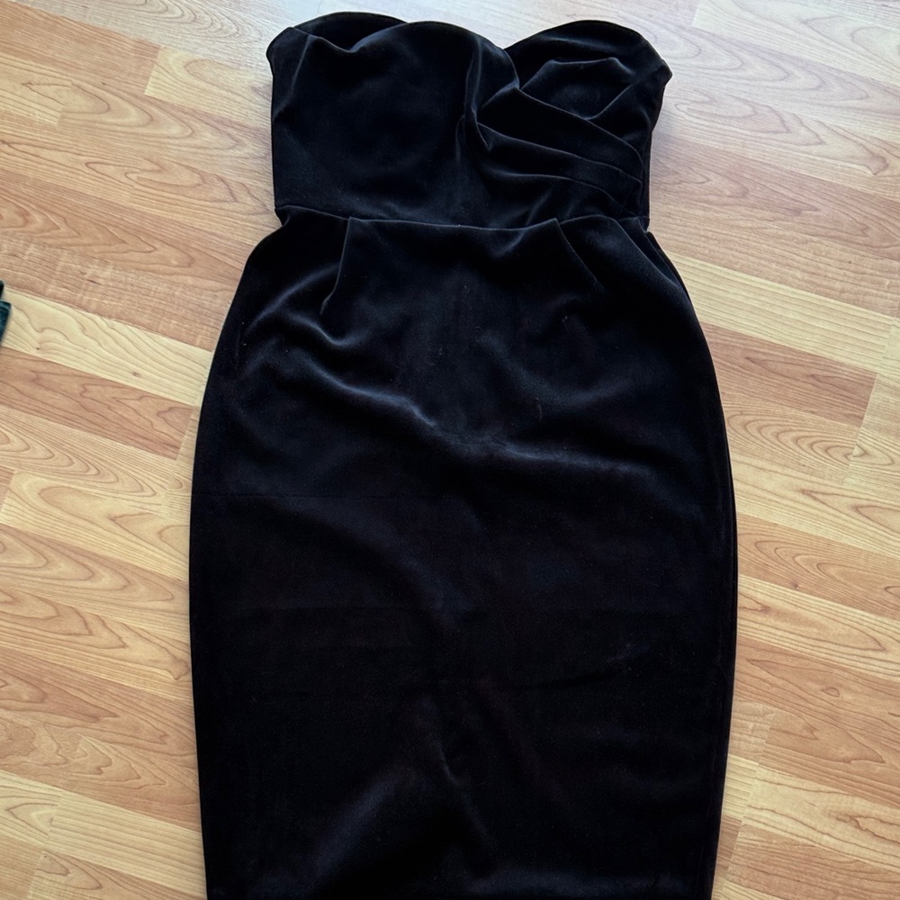 Express Strapless Black Velvet Sheath Dress